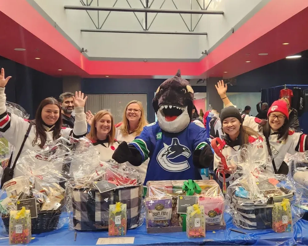 volunteers burnaby girls hockey